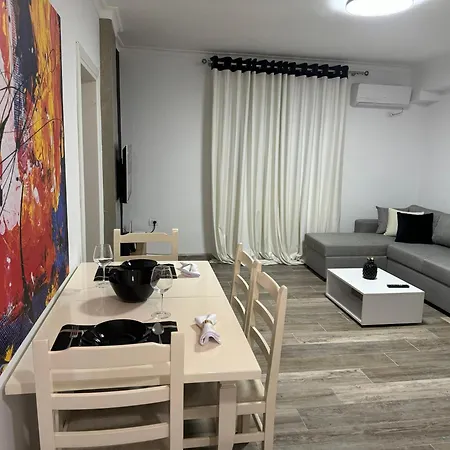 Seaside Aaron Apartment *